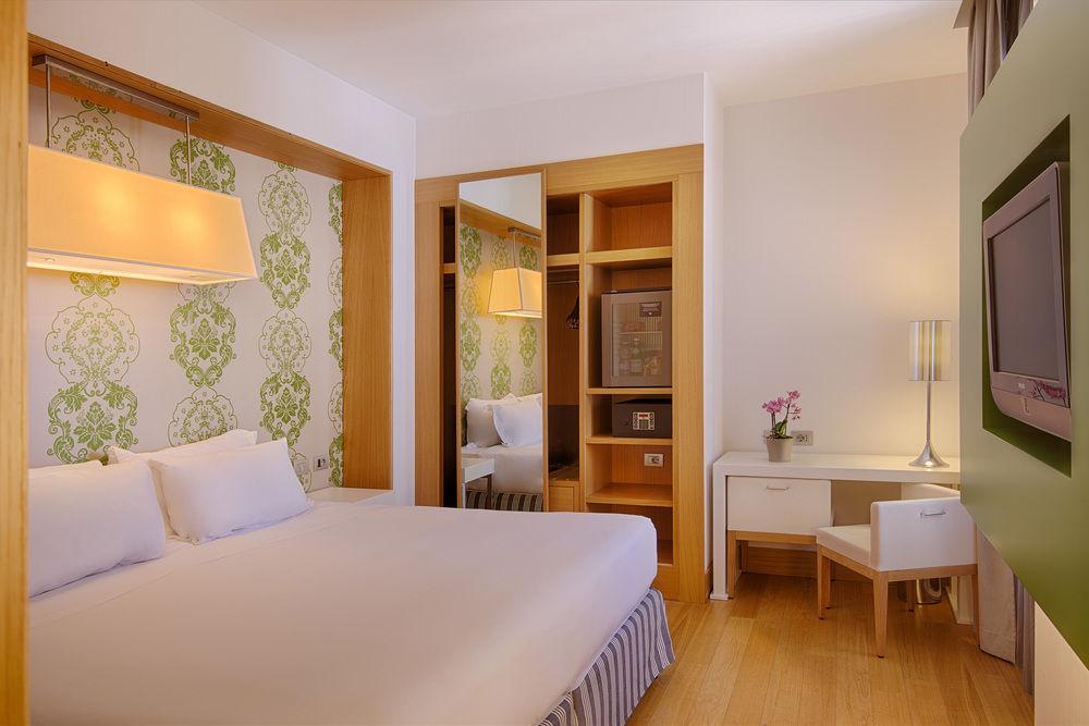 Nh Genova Centro Hotel Luaran gambar
