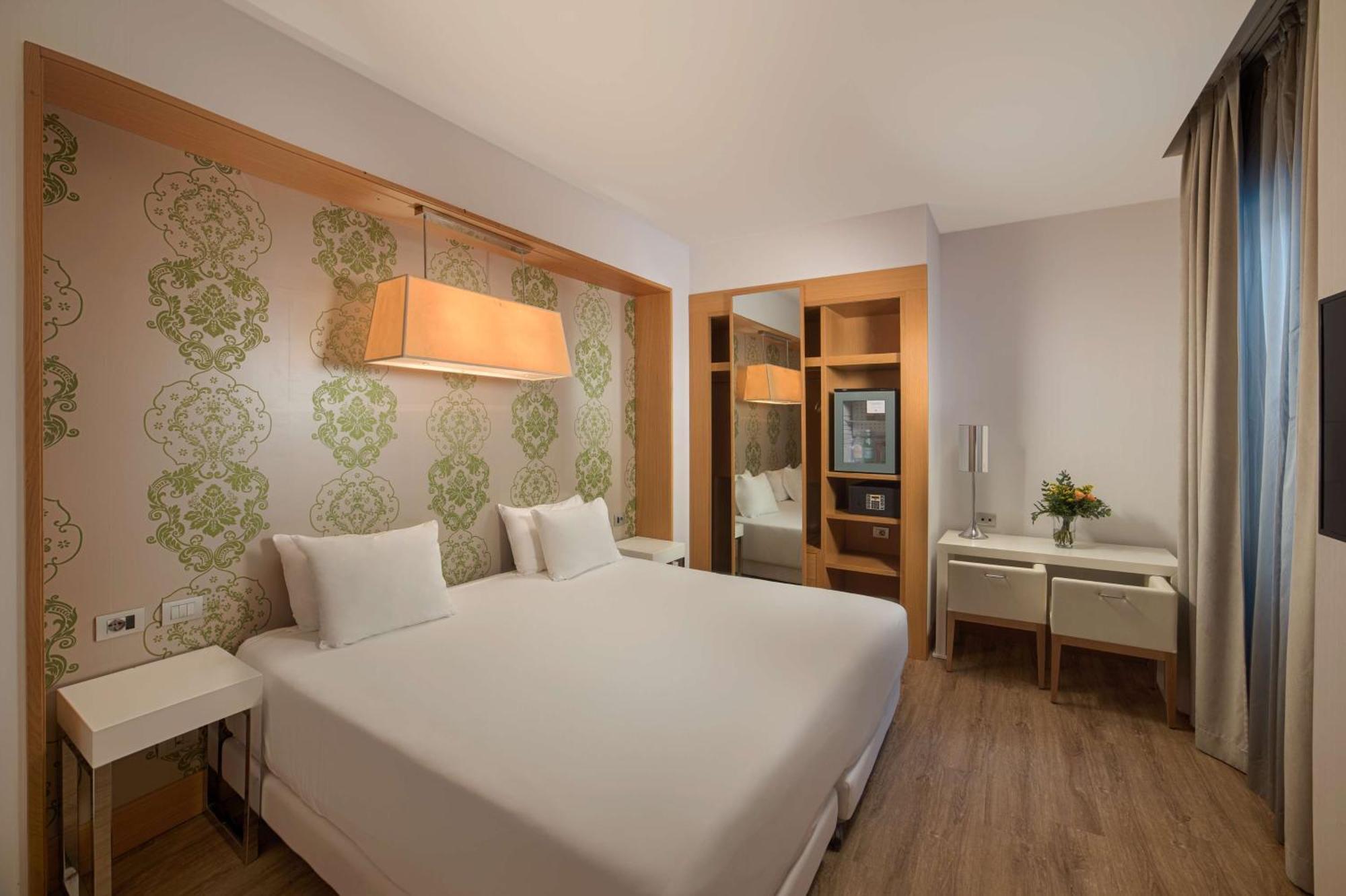 Nh Genova Centro Hotel Luaran gambar