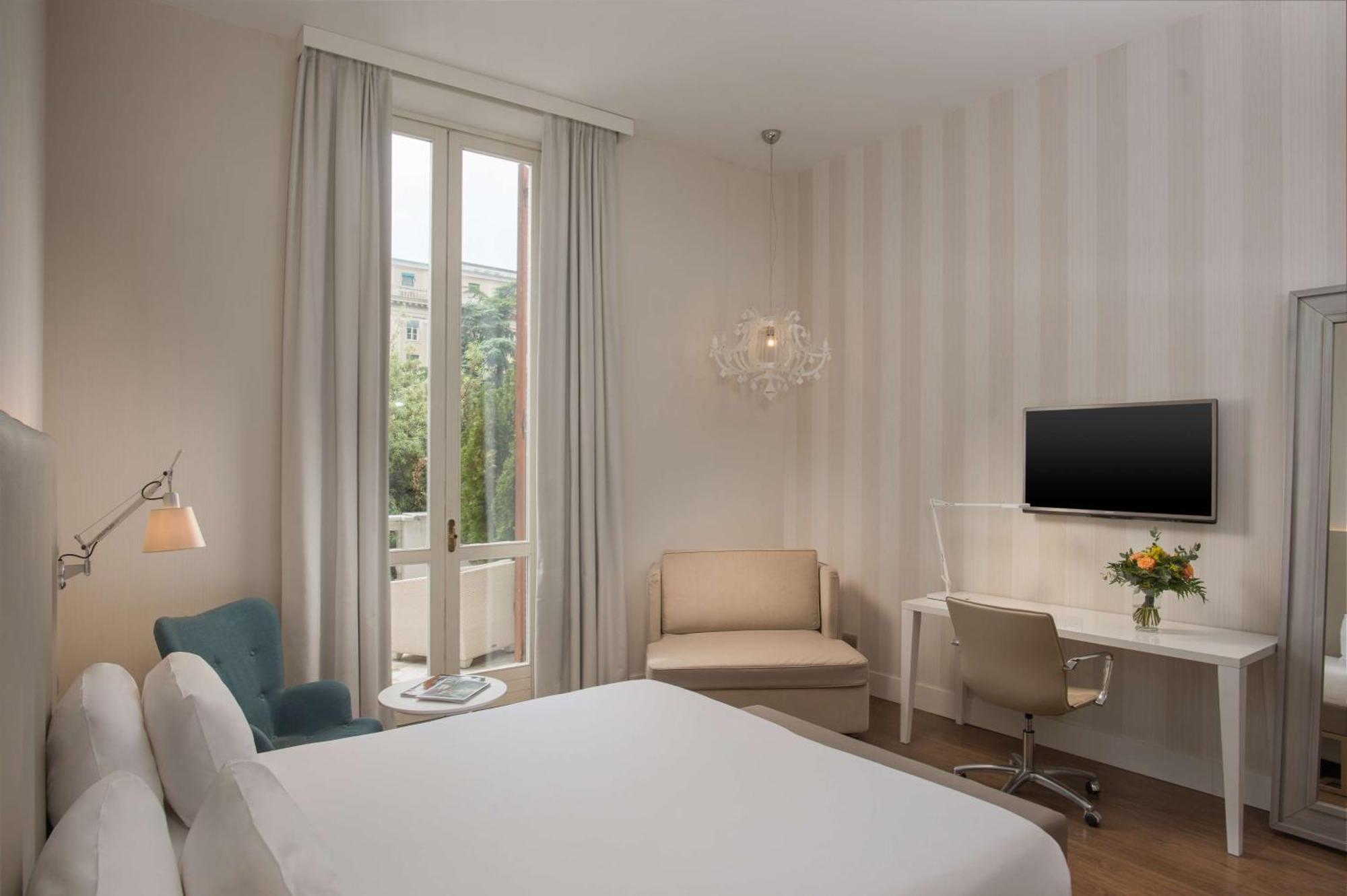 Nh Genova Centro Hotel Luaran gambar