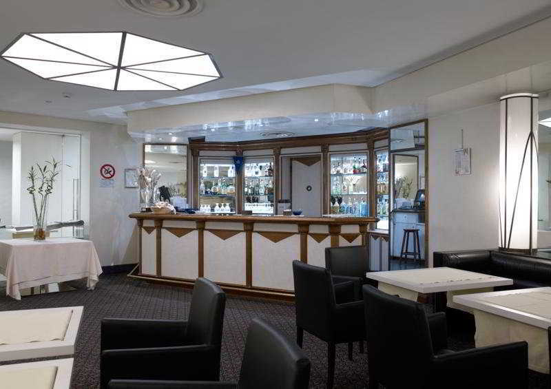 Nh Genova Centro Hotel Luaran gambar